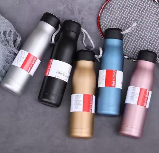 Stainless Steel Insulated Vacuum Water Bottle 550ml, Cola Shape, Leak Proof, with Strong Rope Cap | Hot &amp; Cold Portable Thermos Water Bottle Thermo Mug Stainless Steel Vacuum Flask Mug Insulation Cup (Random Color)